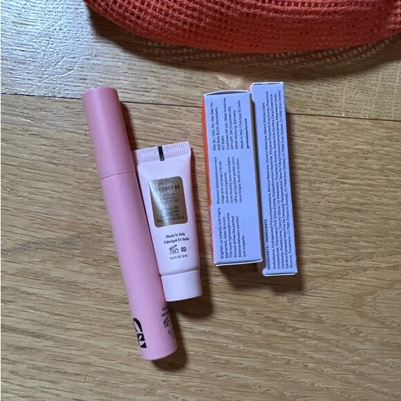 Gen see - Make Up Bundle in Orange and Pink - Picture 3 of 3